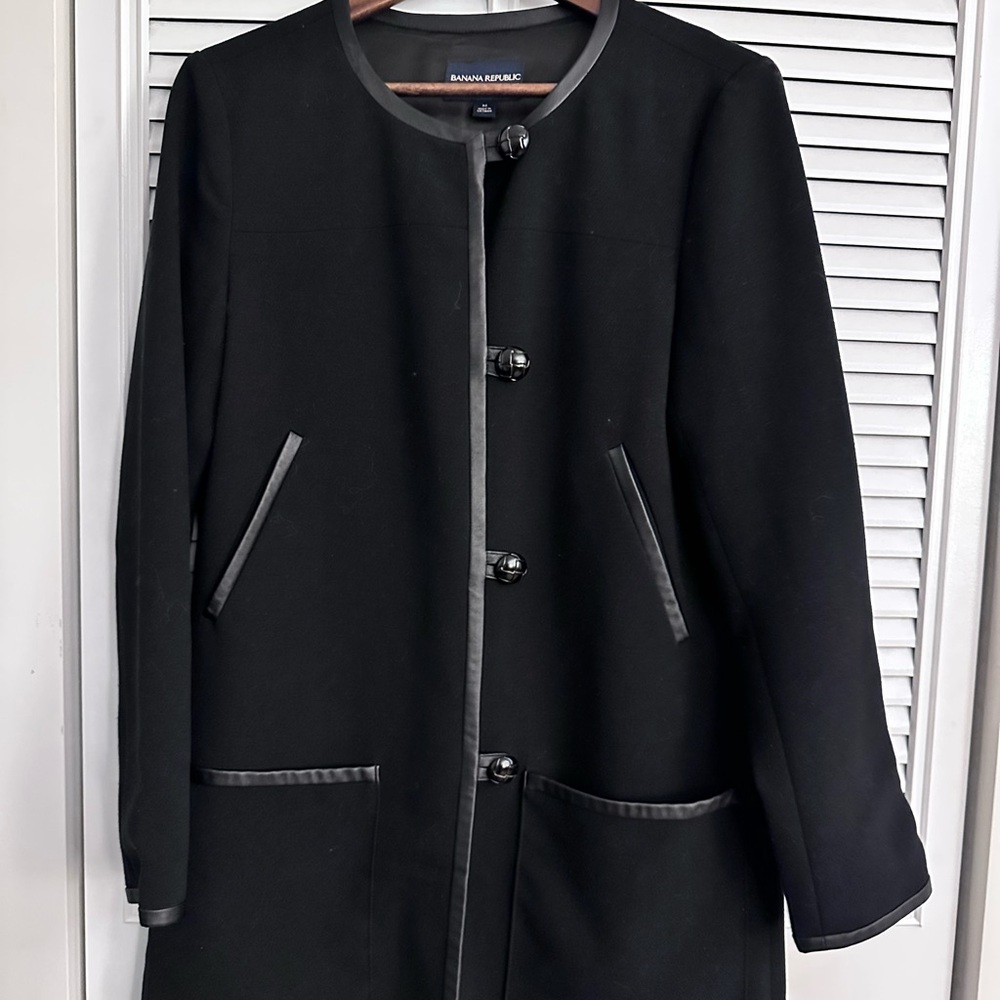 Banana Republic Women's Black Trench Coat